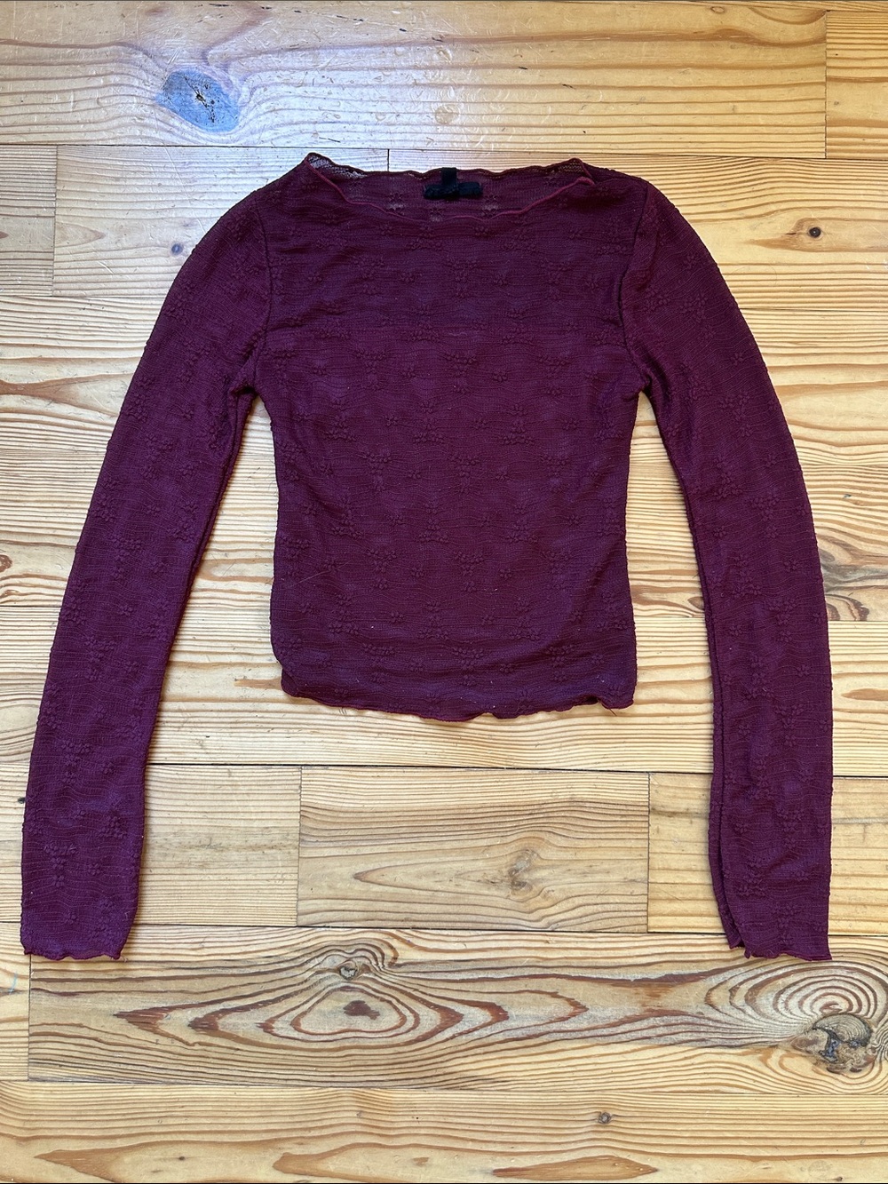 FRANCESCA’S cropped top | size small